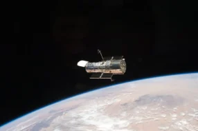 SpaceX Won’t Be Visiting Hubble Anytime Soon