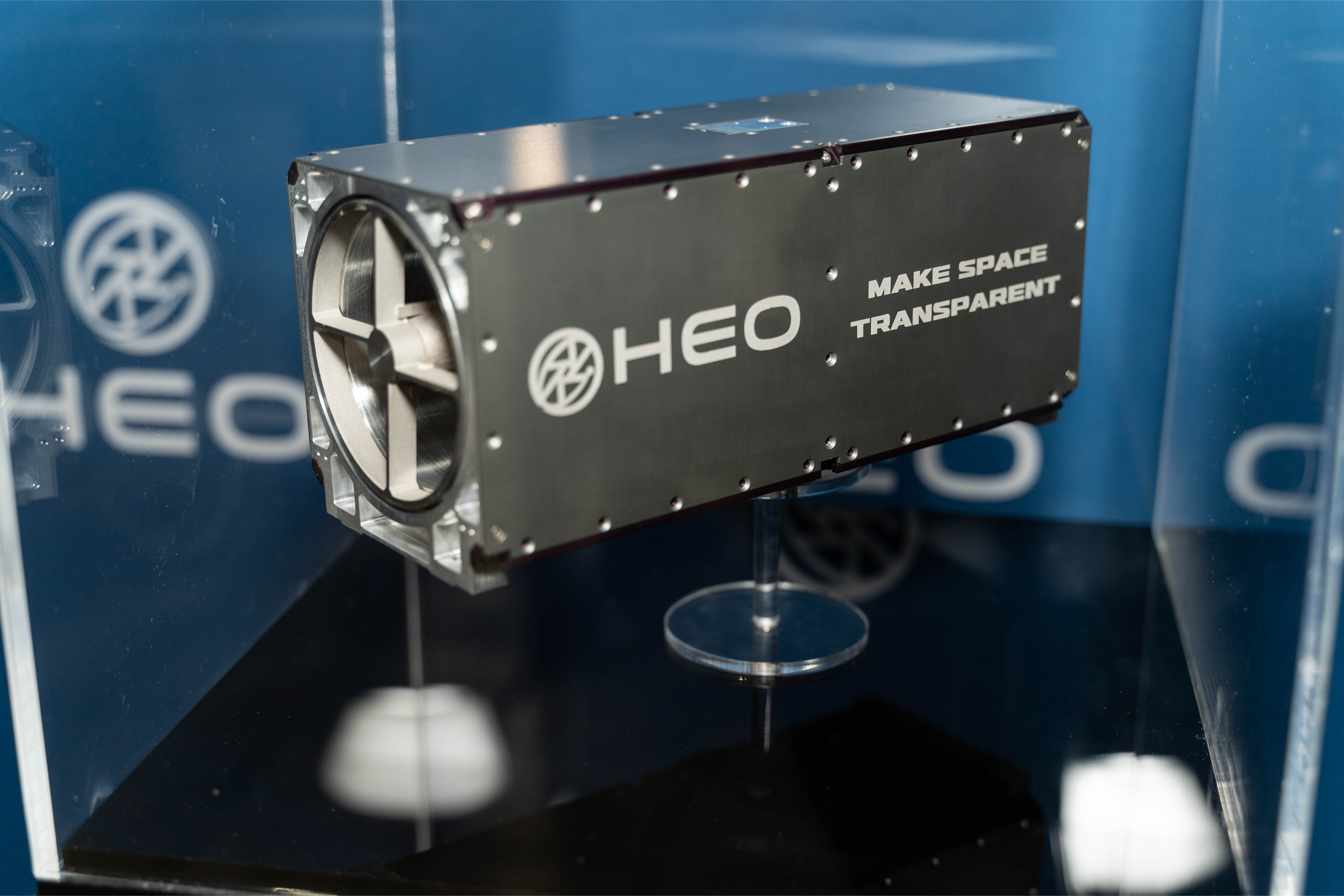 NOAA Gives HEO’s Holmes a Thumbs Up