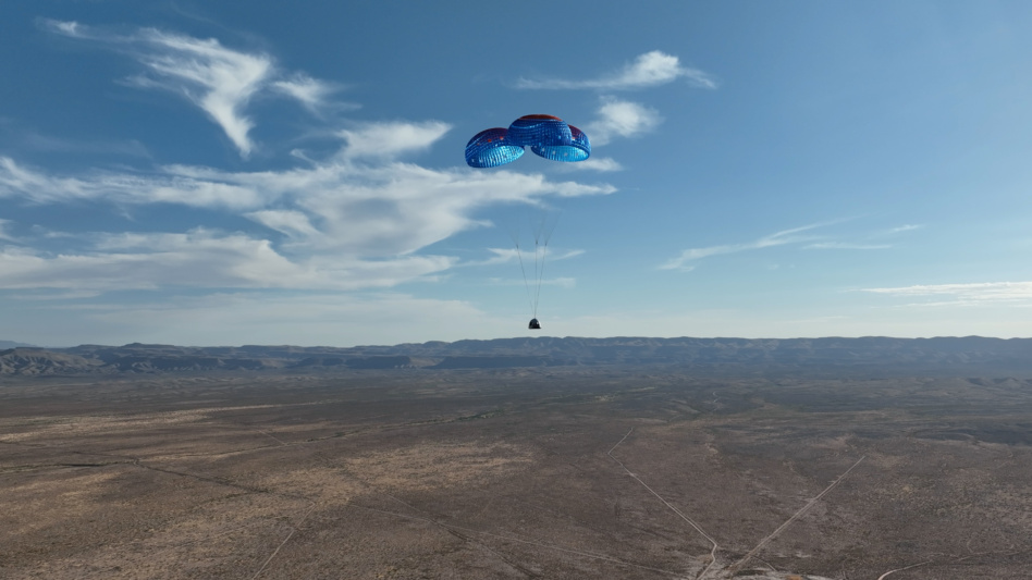 Blue Origin's New Shepard capsule descends with crew aboard in 2022. Image: SERA/Blue Origin.