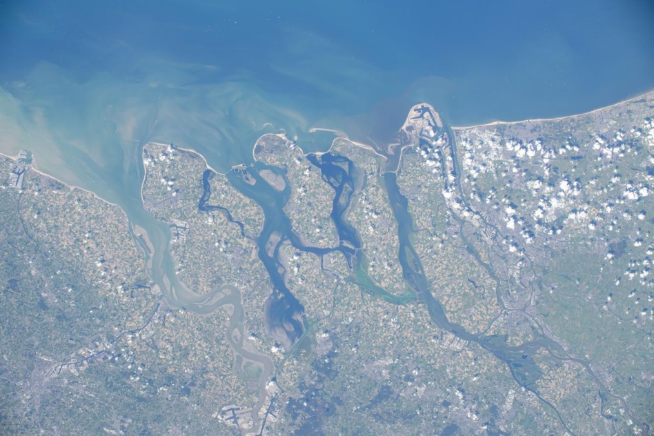 The Hague and Rotterdam as seen from the ISS. Image: NASA