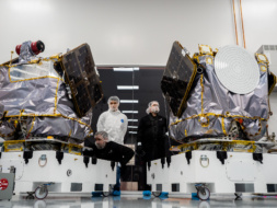 The Commercial Race to Mars Heats Up
