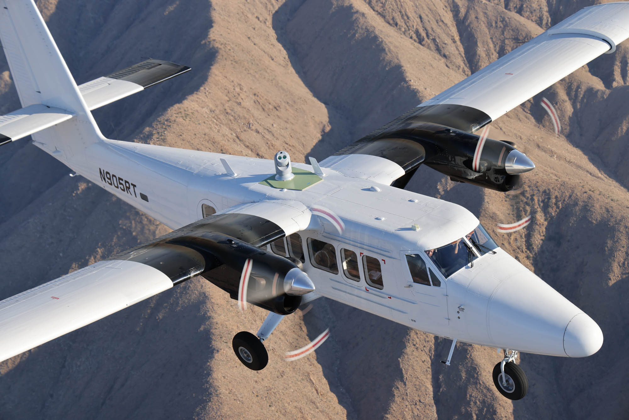 Laser Test Connects Satellite, Aircraft For High-Speed Troop Data