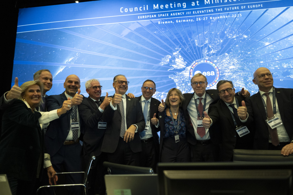 ESA directors looking positively chuffed at this year's ministerial. Image: ESA