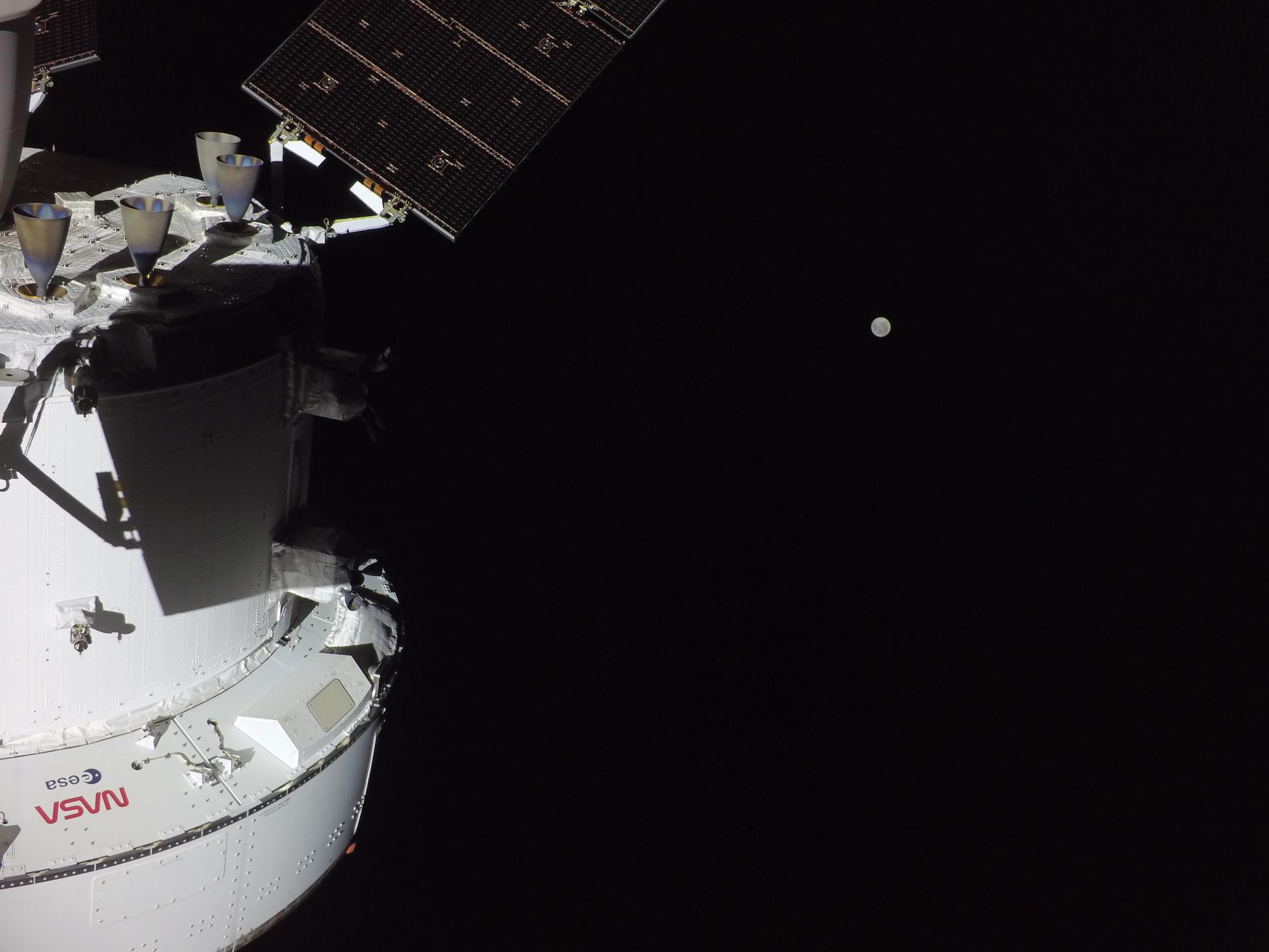 Redwire Cameras to Provide Enhanced Views of Lunar Flyby