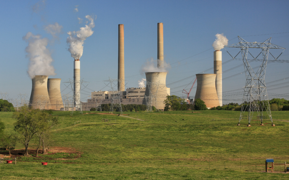 Thermoelectric power plant Bowen owned by Georgia Power Company. Image: Alan M Cressler/USGS